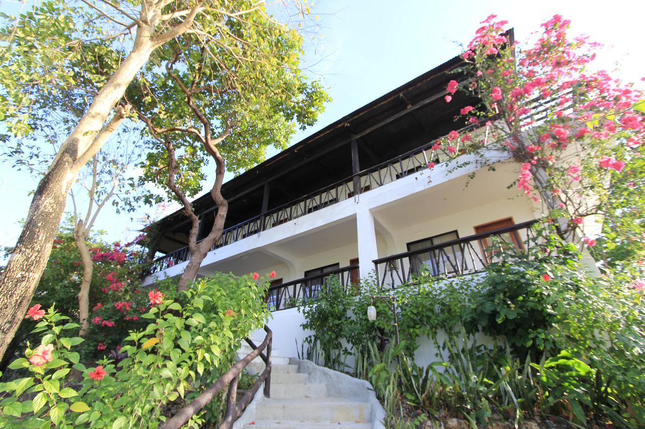 Discovery Island Resort Coron Eksteriør bilde